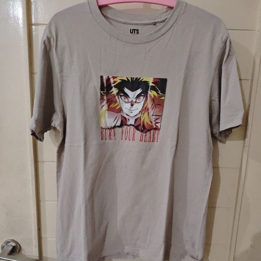 KAOS UNIQLO anime DEMON SLAYER
