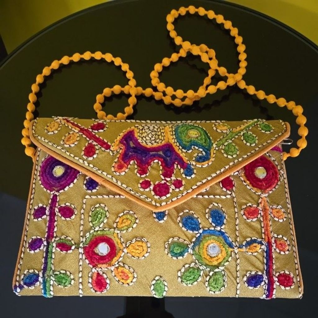 Tas sling bag handmade India (hand carry)