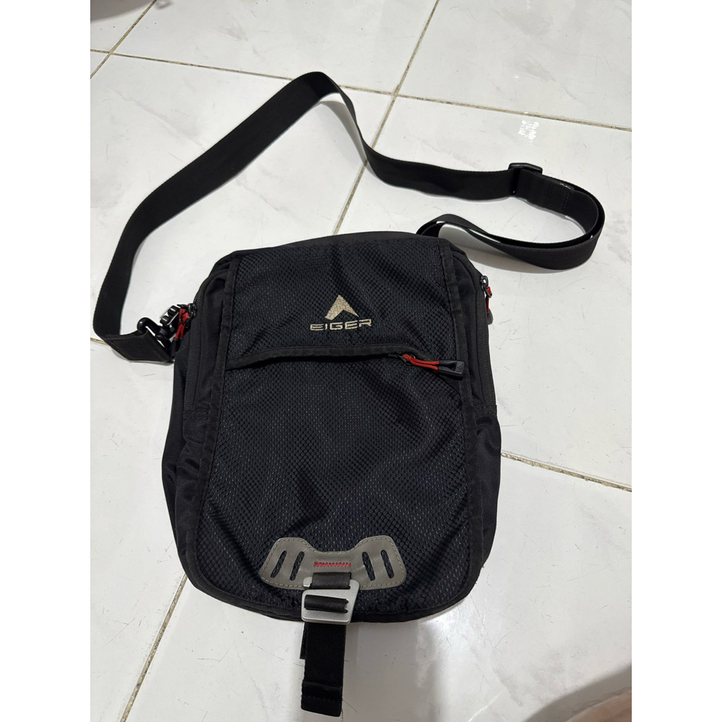 tas selempang eiger original