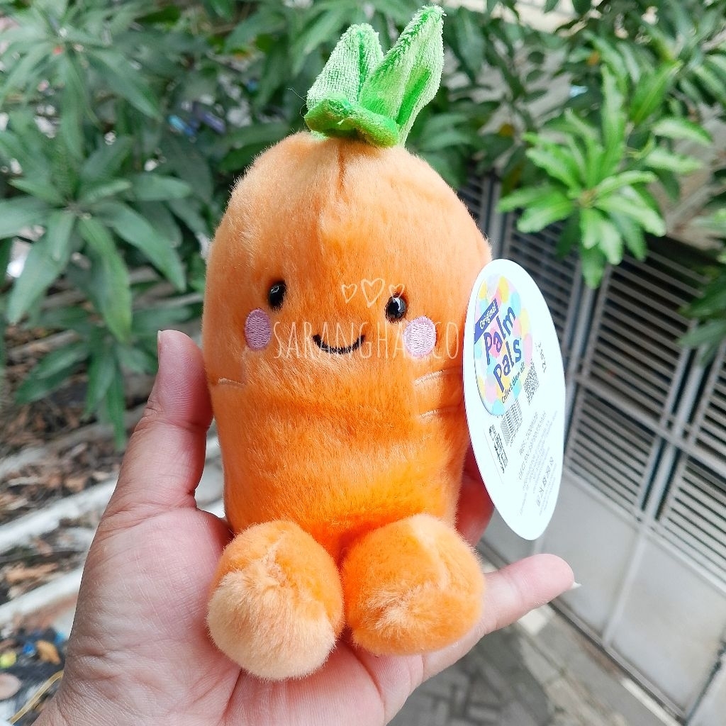 Boneka Palm Pals Cherfull Carrot Original PalmPals Wortel