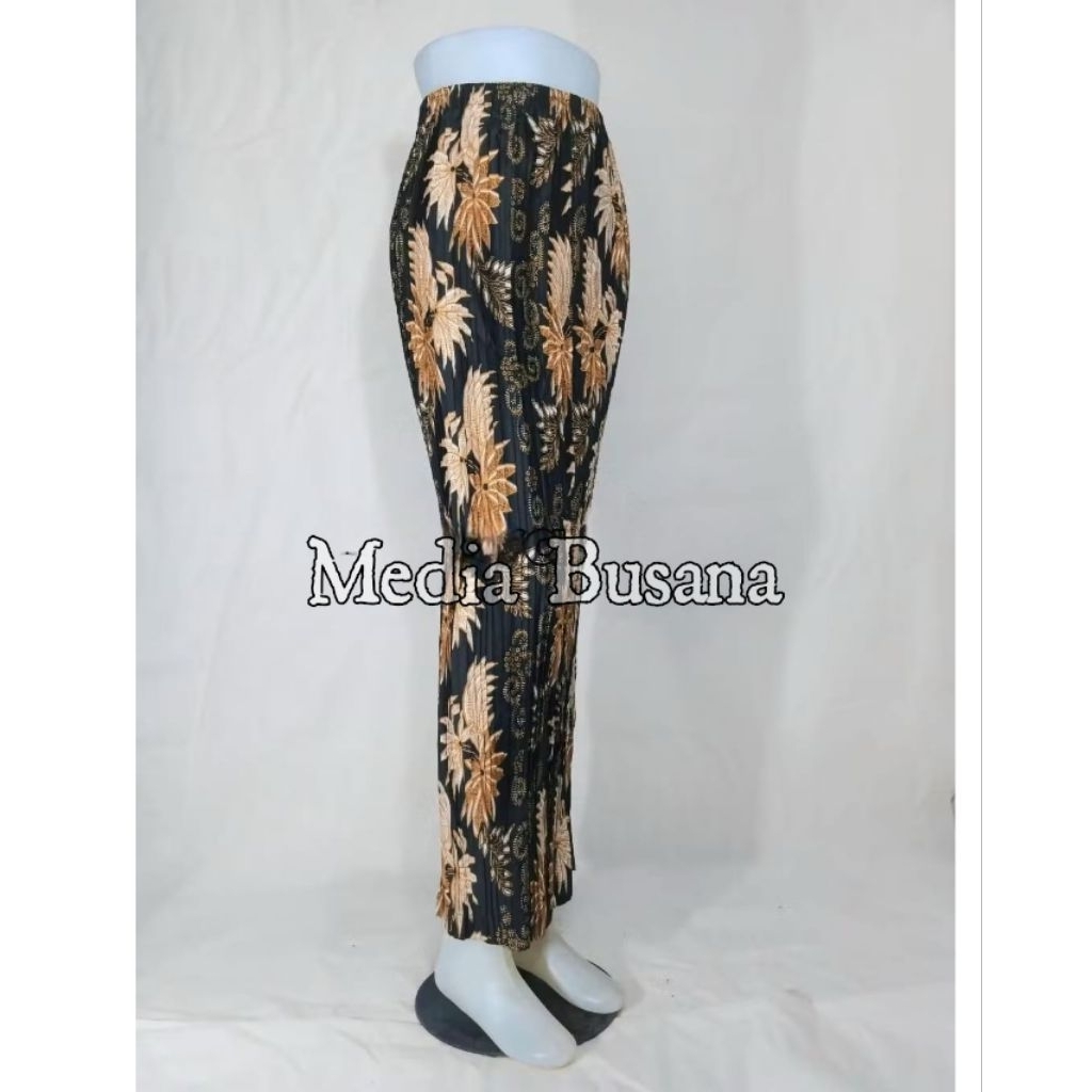Media Busana - Rok Plisket Batik modern - Batik kain Sutra Mewah / Bawahan Kebaya Modern / kain sutr