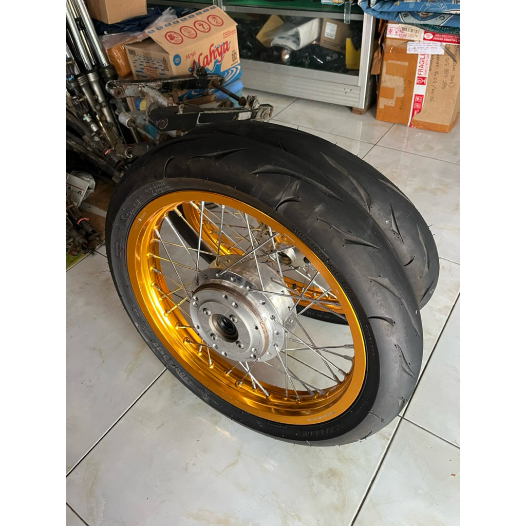 VELG TDR & TAKEGAWE PNP TIGER REVO SUDAH SUDA SET BAN TINGGAL PASANG