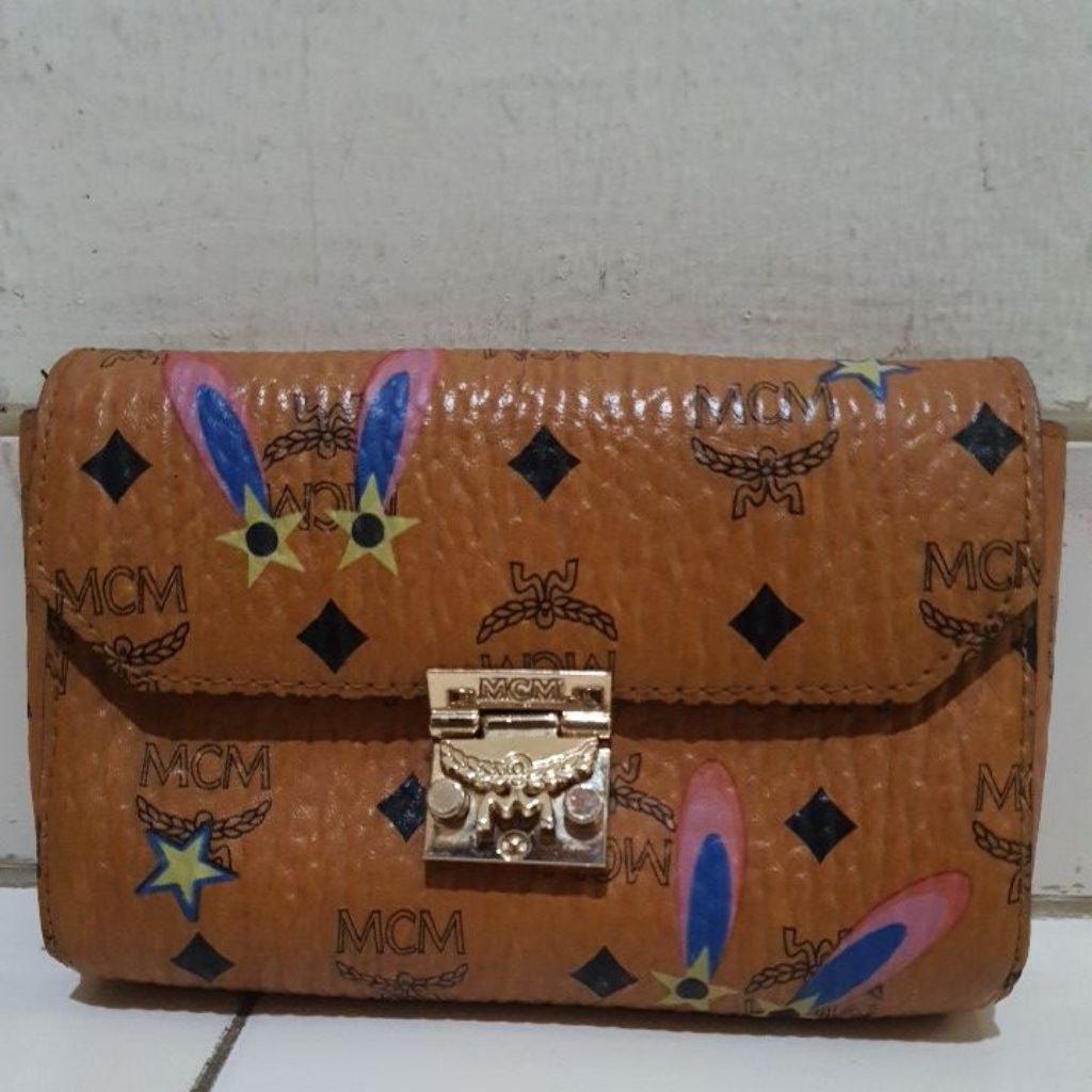 Tas Selempang Kecil MCM