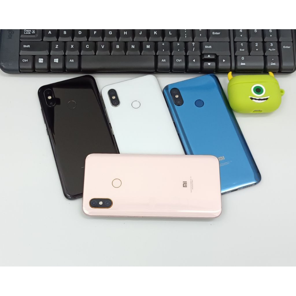Xiaomi Mi 8 dual sim 4G second original flagship ram 6/64gb,6/128gb,6/256gb,8/128gb