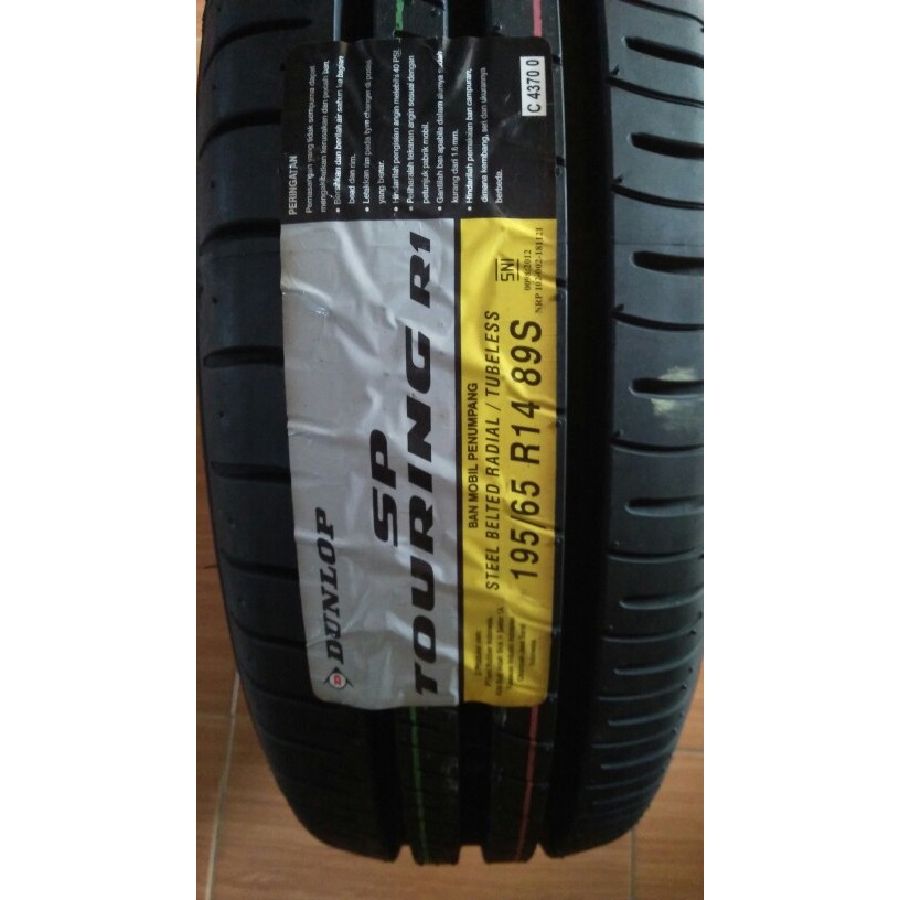 Ban Mobil Tubeless Dunlop 195 65 R14 R1