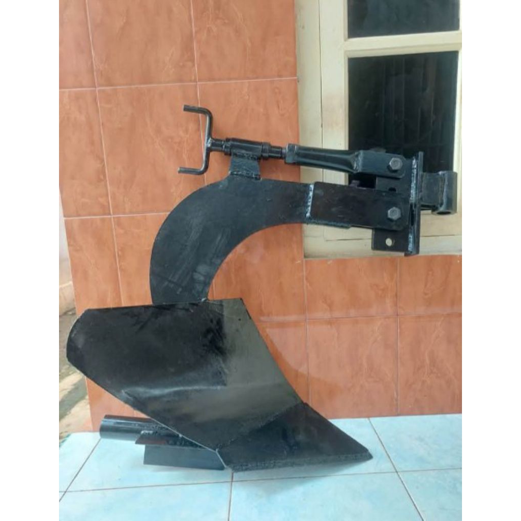 SINGKAL LUKU TRAKTOR G600 SIAP PAKAI