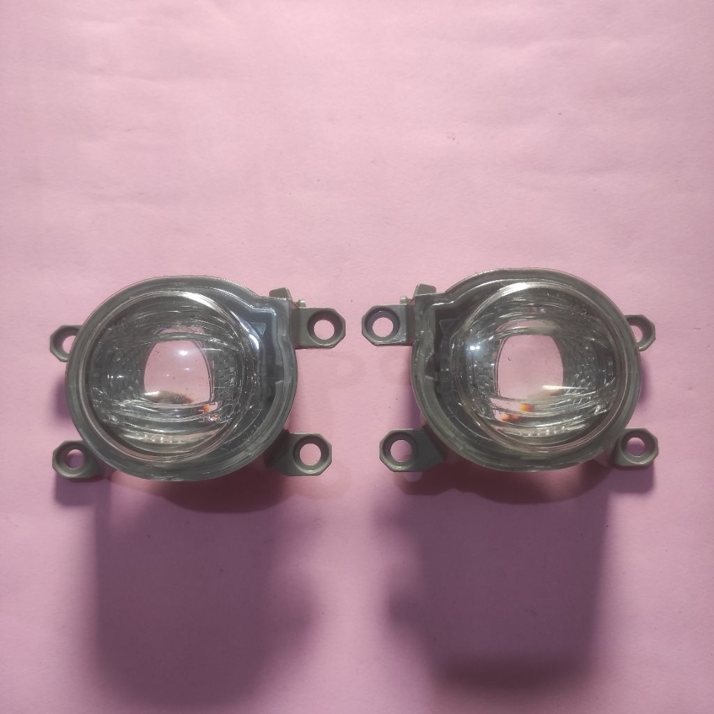 Lampu LED kabut Innova reborn Innova zenix Fortuner VRZ Yaris Camry original