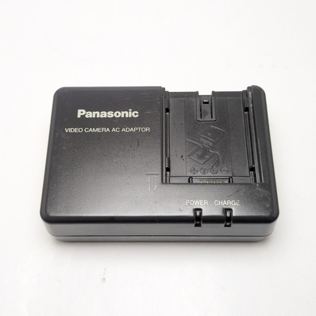 Charger Panasonic VSK0631 Original Second – Unit Charger Tanpa Kabel, Untuk Baterai DMW-BCE10 / BCE1