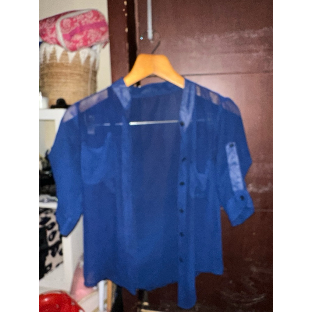 Kemeja outer tile nerawang navy preloved