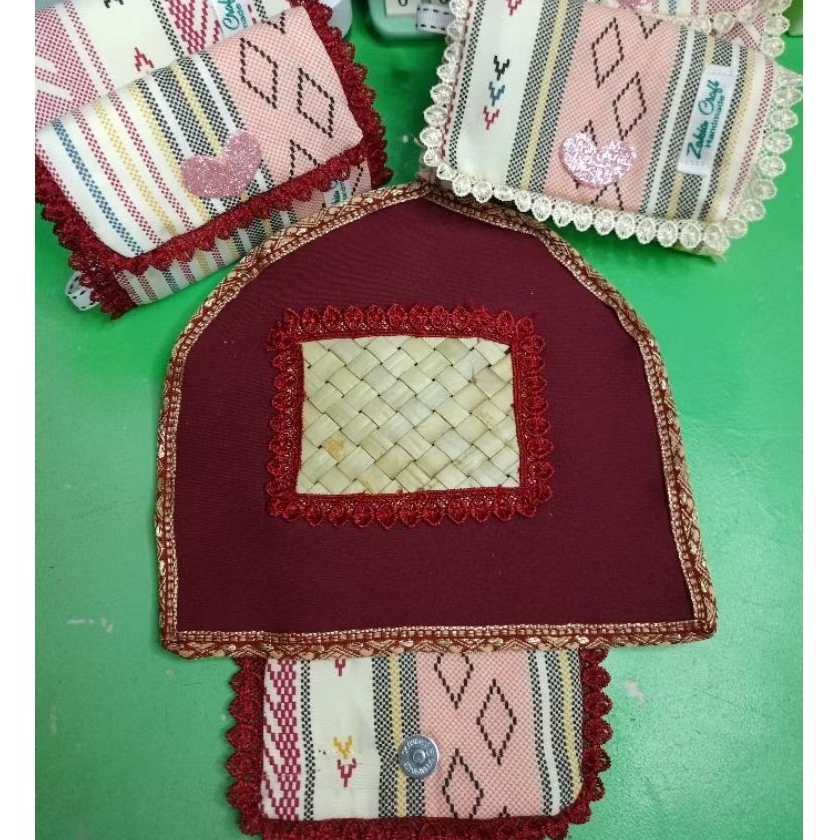 TIKAR SUJUD DAUN PANDAN