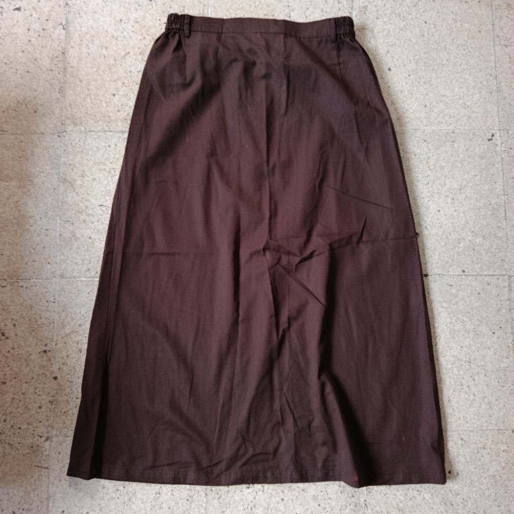 preloved rok pramuka pembina/guru bahan famatex/nau41