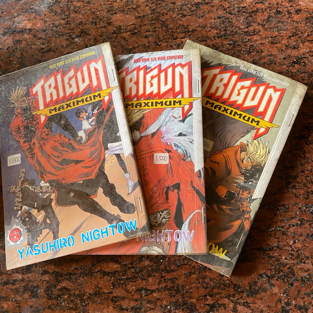 KOMIK TRIGUN - MAXIMUM - By YASUHIRO NIGHTOW