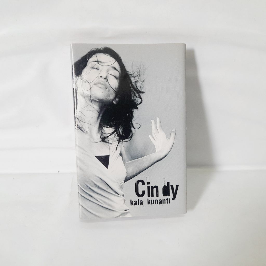 Kaset Cindy Fatikasari - Kala Kunanti