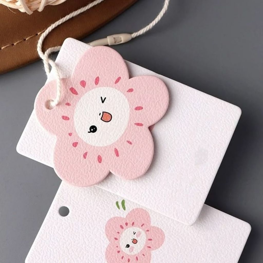 Hang tag Baju Customize | Hangtag Tebal | Label Pakaian | Tag Hampers Souvenir | Ukuran 6x6cm