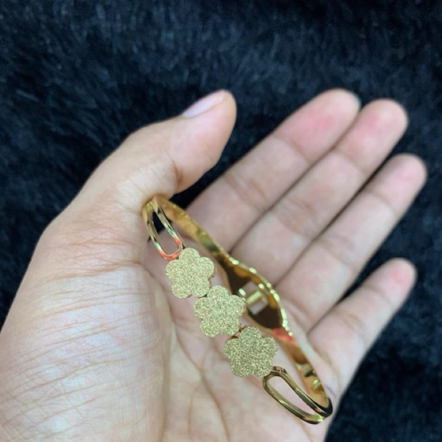 Terlaris Gelang Titanium Model Terbaru Gelang Tangan Wanita Model Banglle Gelang Wanita Model Titani