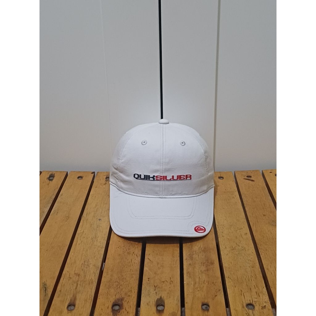 topi quiksilver second