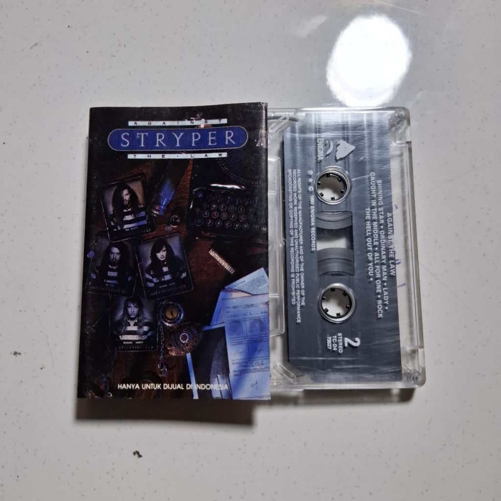 Kaset Pita Musik STRYPER Againts The Law
