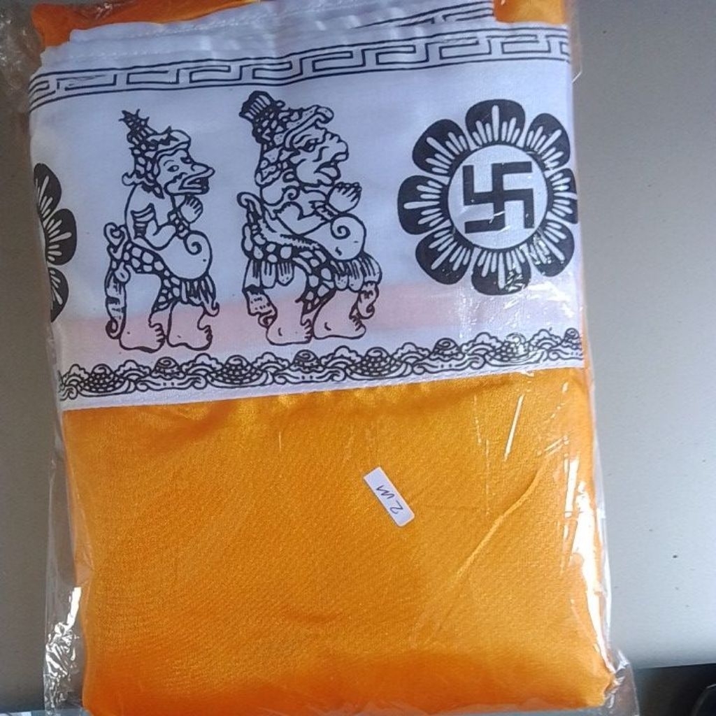 Wastra Tugu,Wastra Pelinggih ( Wastra Sanggah,Wastra Padma,Wastra Penunggun Karang  )