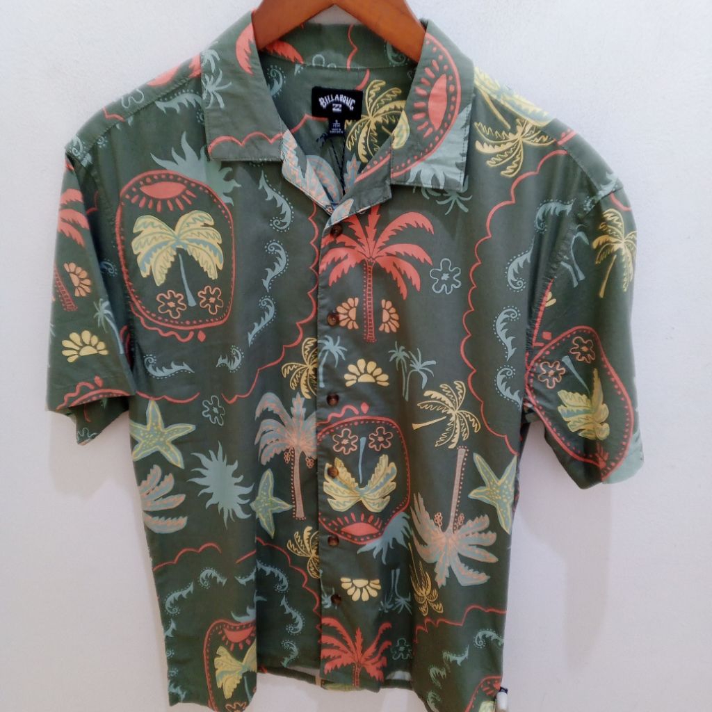 Kemeja Billabong Original Floral