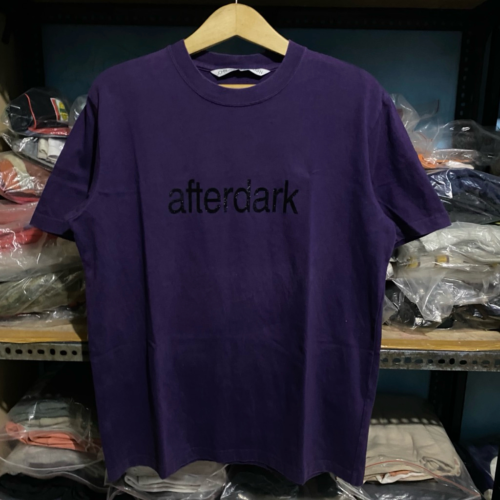 John Lawrence Sullivan After Dark T' Ungu Size M 70x57 MIJ