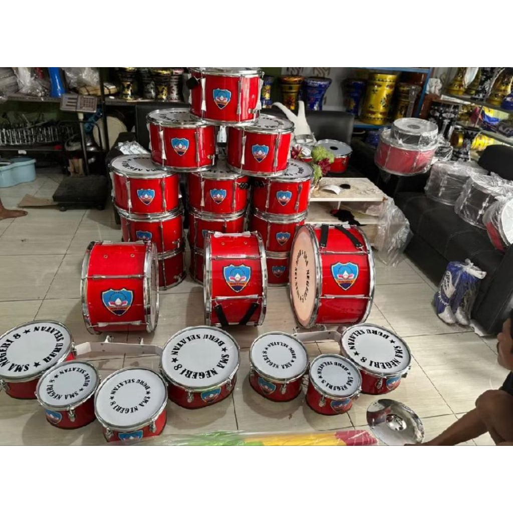paket 1 unit drumband anak SMA 45 personil ful set lengkap rikues warna dan logo skolah