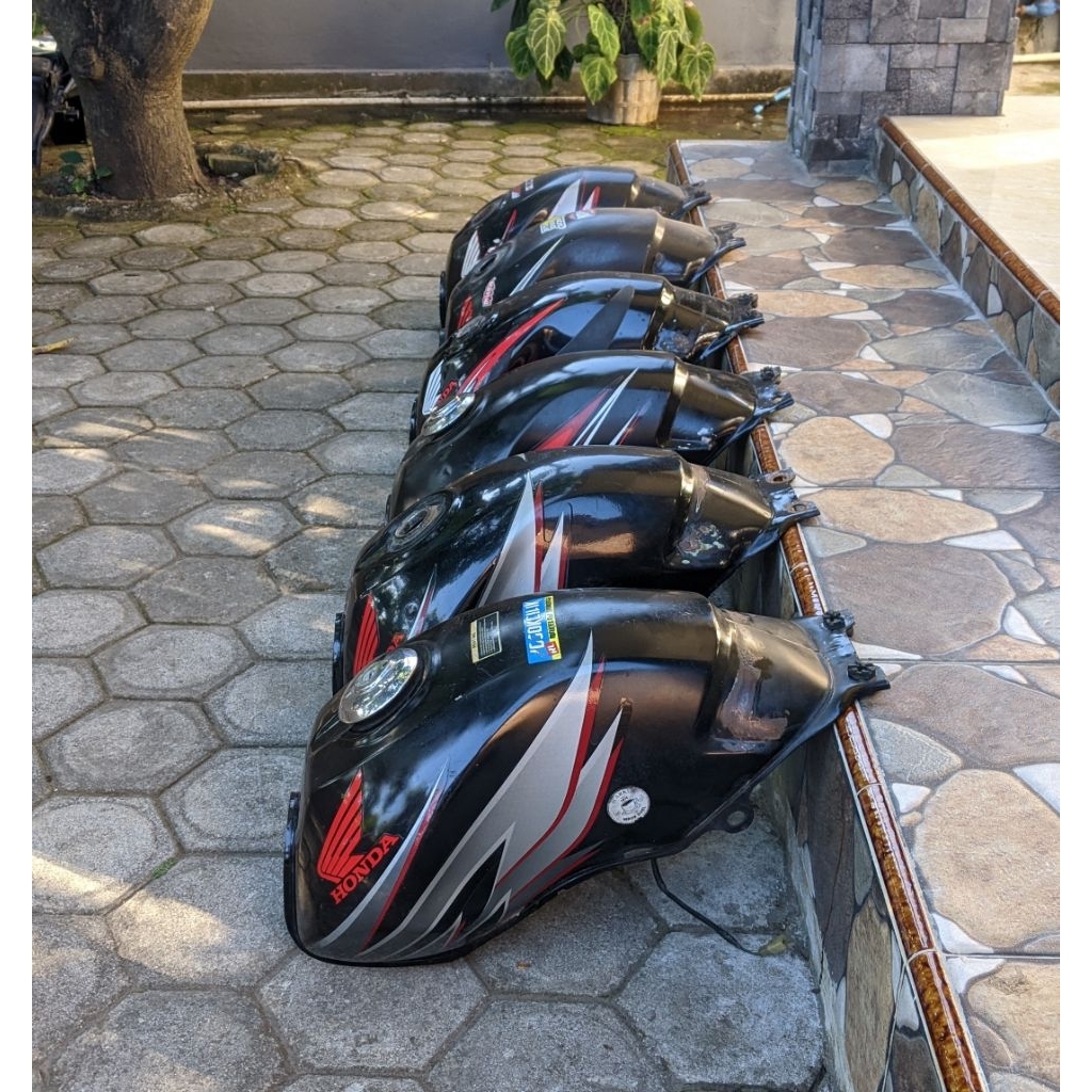 TANGKI MEGAPRO PRIMUS TENGKI MP PRIMUS TANGKI BENSIN MEGAPRO PRIMUS ORIGINAL