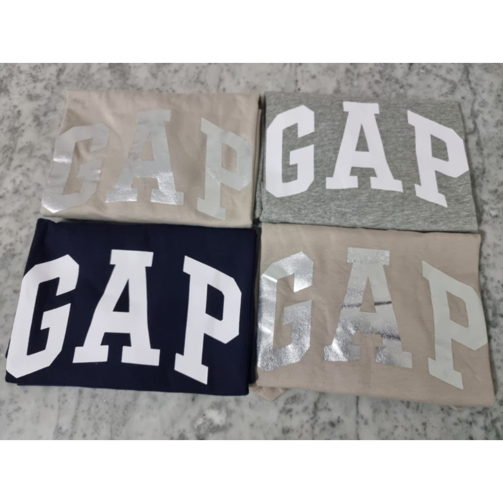 Kaos Wanita GAP