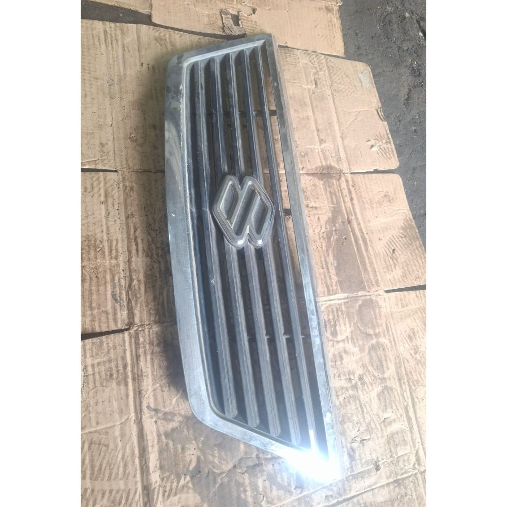 gril grill rambang depan baleno next G 2003-2007