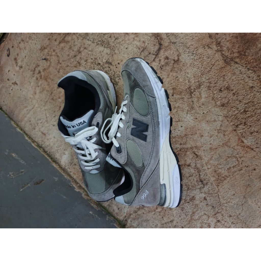 nb993