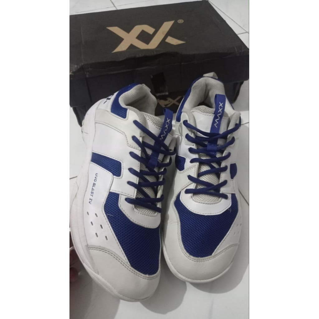 sepatu maxx original size 46 size jumbo original maxximum sepatu badminton padel bulutangkis