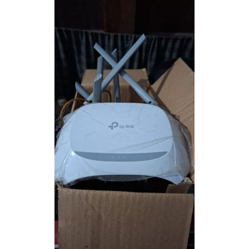 Router TP Link WR840N Bekas Migrasi Mulus Normal Semua