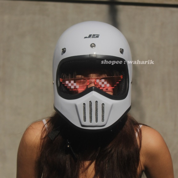 Cakil Helmet White Bones