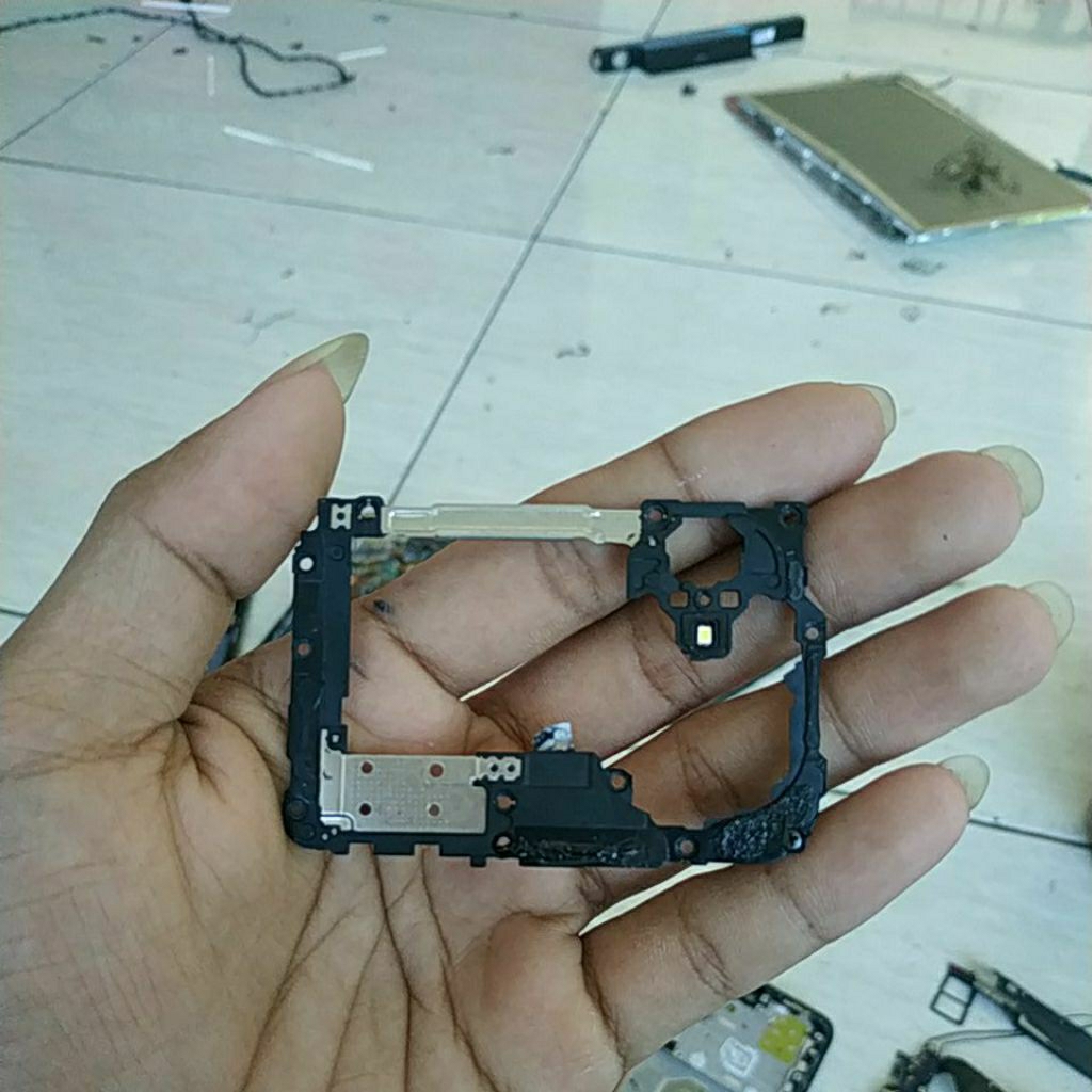 tutup mesin bekas Huawei Nova 9 se