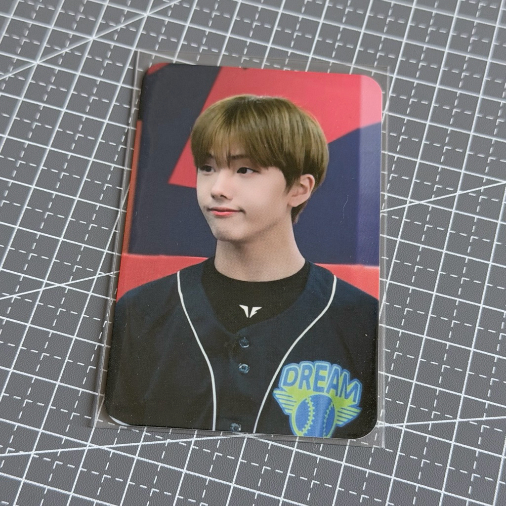 jisung puff ep 4 baseball pc poca photocard rare