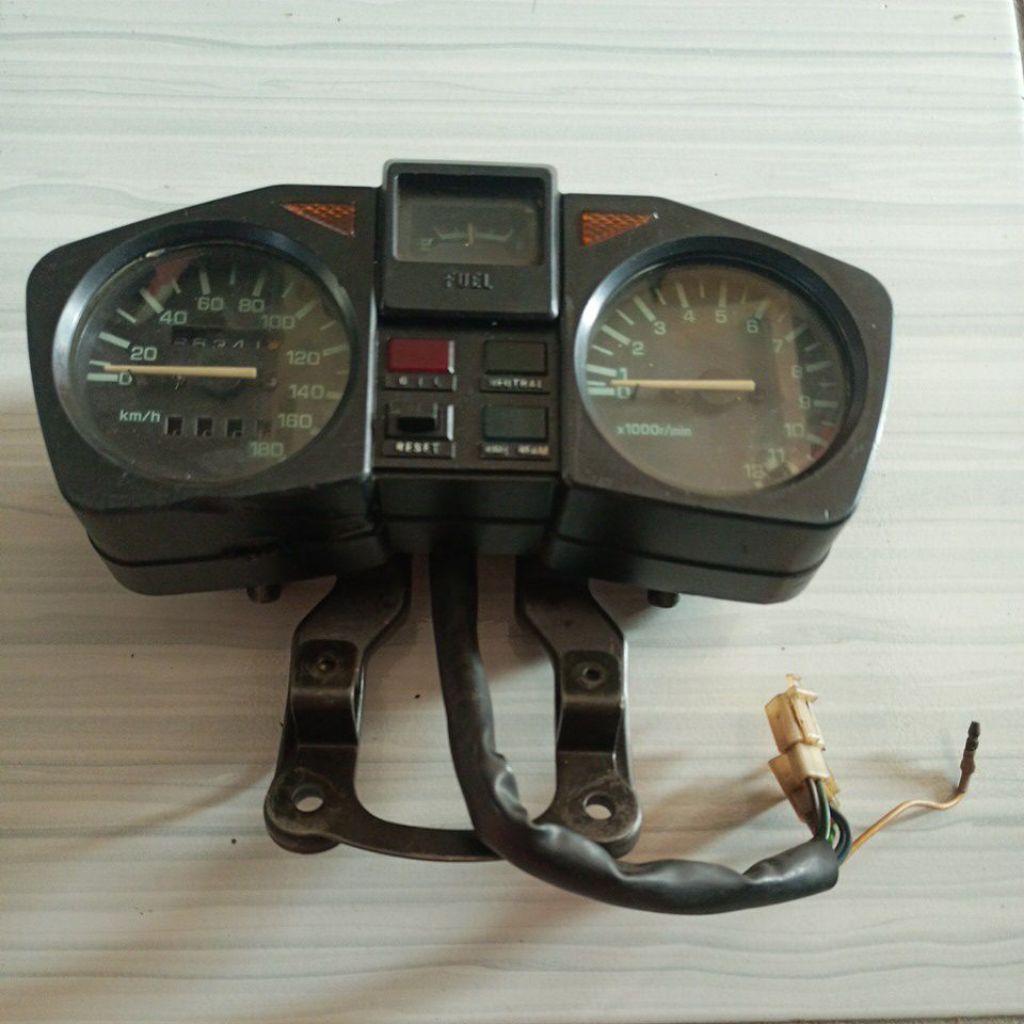 SPEEDOMETER SPEEDOMETER KILOMETER YAMAHA RX KING COBRA TAHUN 1999-2000 RX KING MASTER RX KING LAMA O