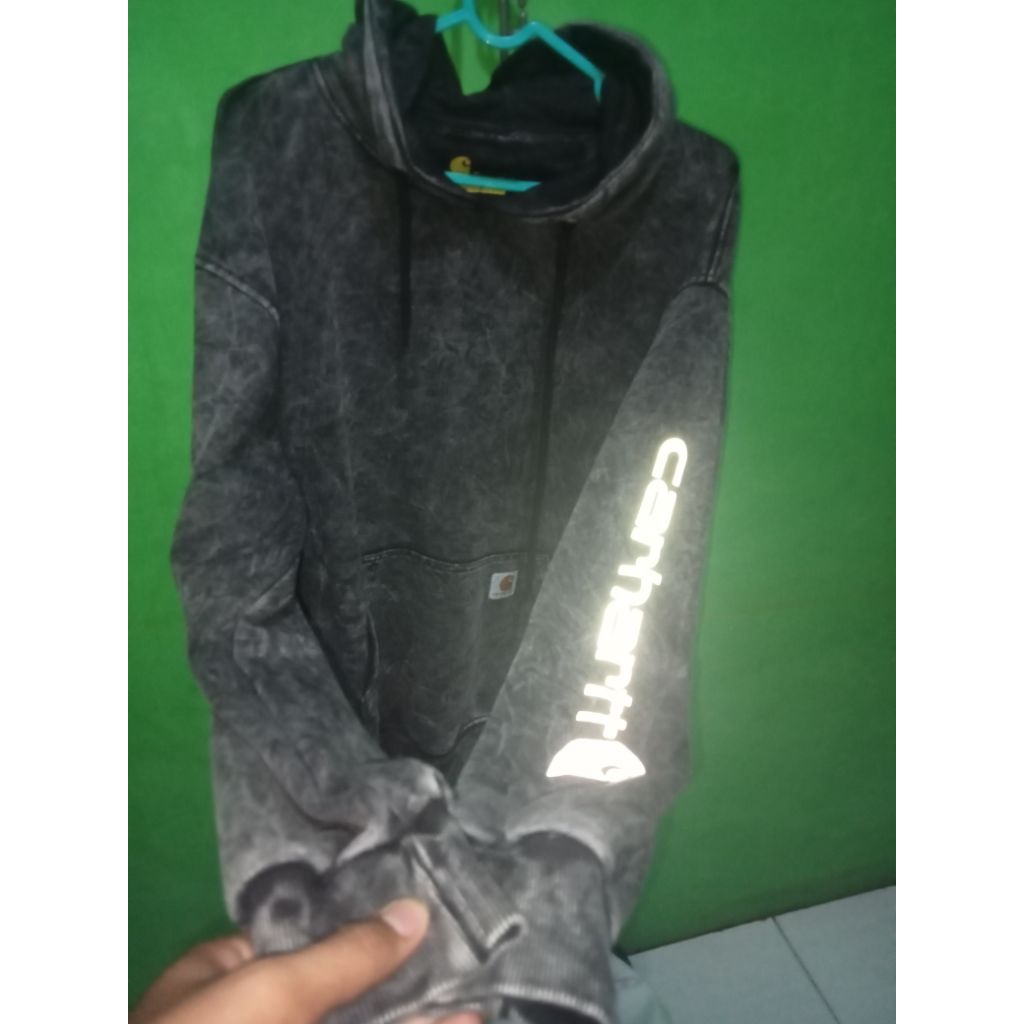 Hoodie Carhat spell out replektif 100% original