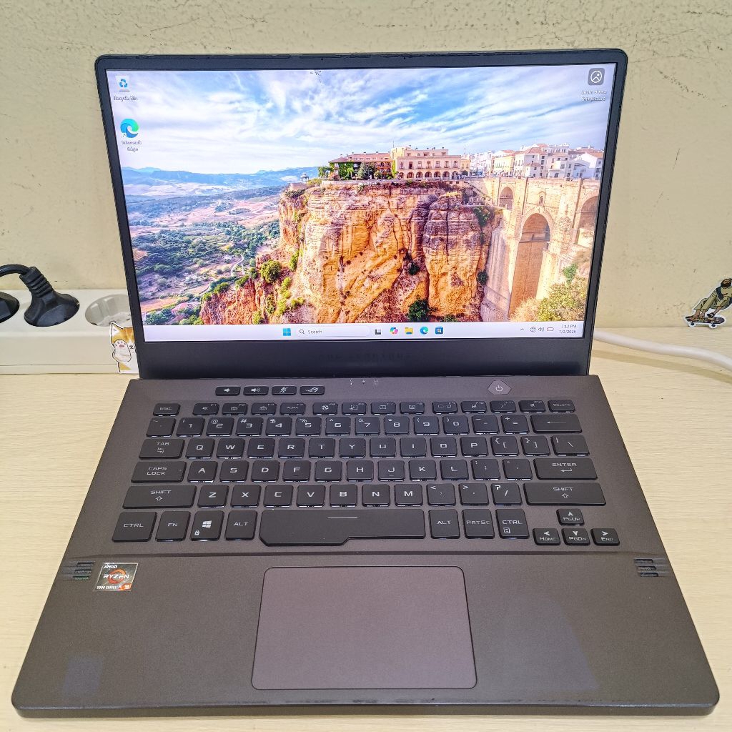 Asus ROG Zephyrus G14 (2023) AMD Ryzen 9 5900HS Ram 16/1TB HDD (64297)