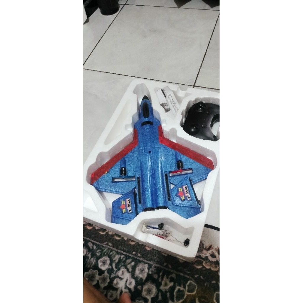 RC PESAWAT F22 RAPTOR 2CH