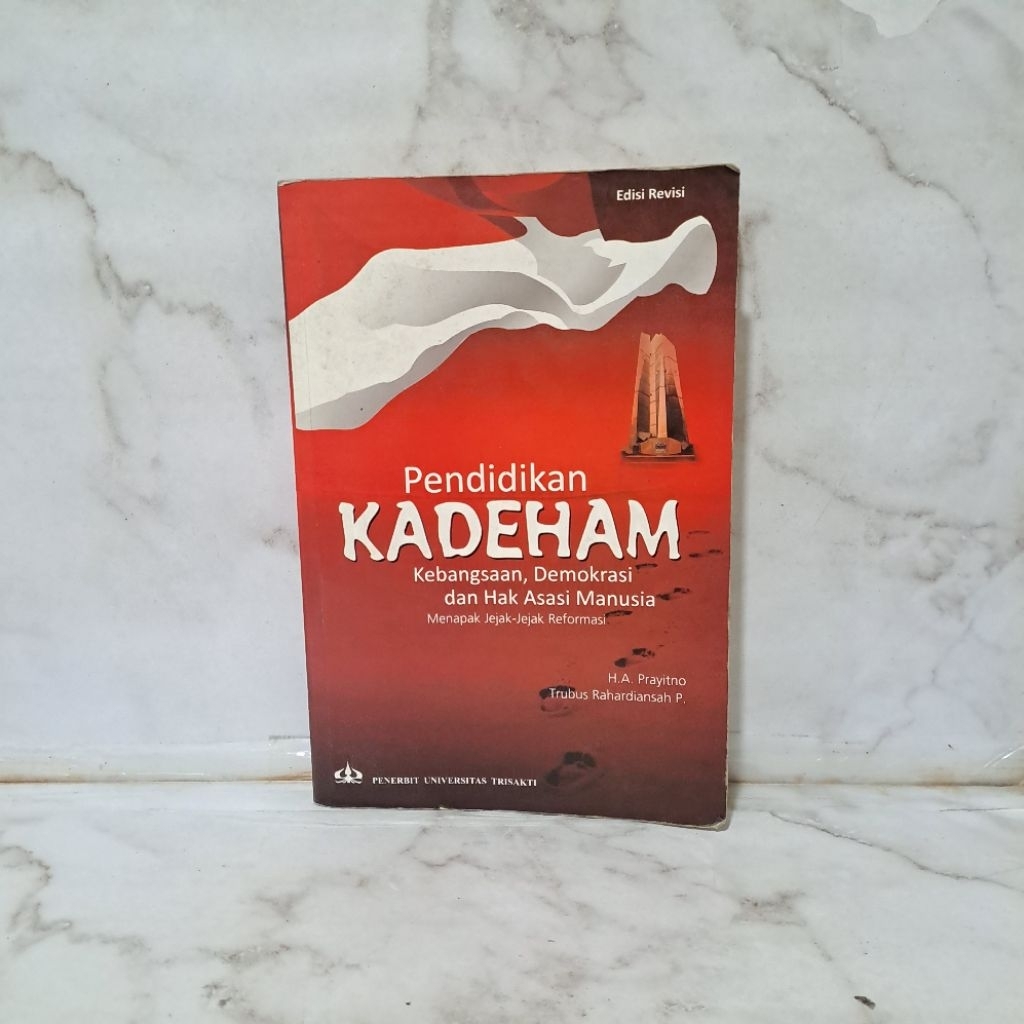 Preloved Pendidikan KADEHAM" yang membahas topik kebangsaan, demokrasi, dan hak asasi manusia Oleh A