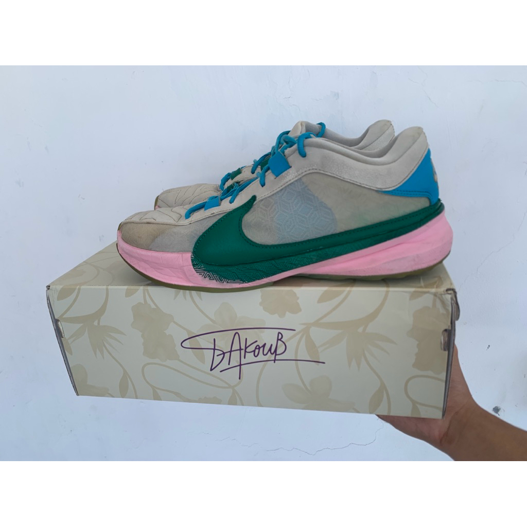Nike Zoom Freak 5