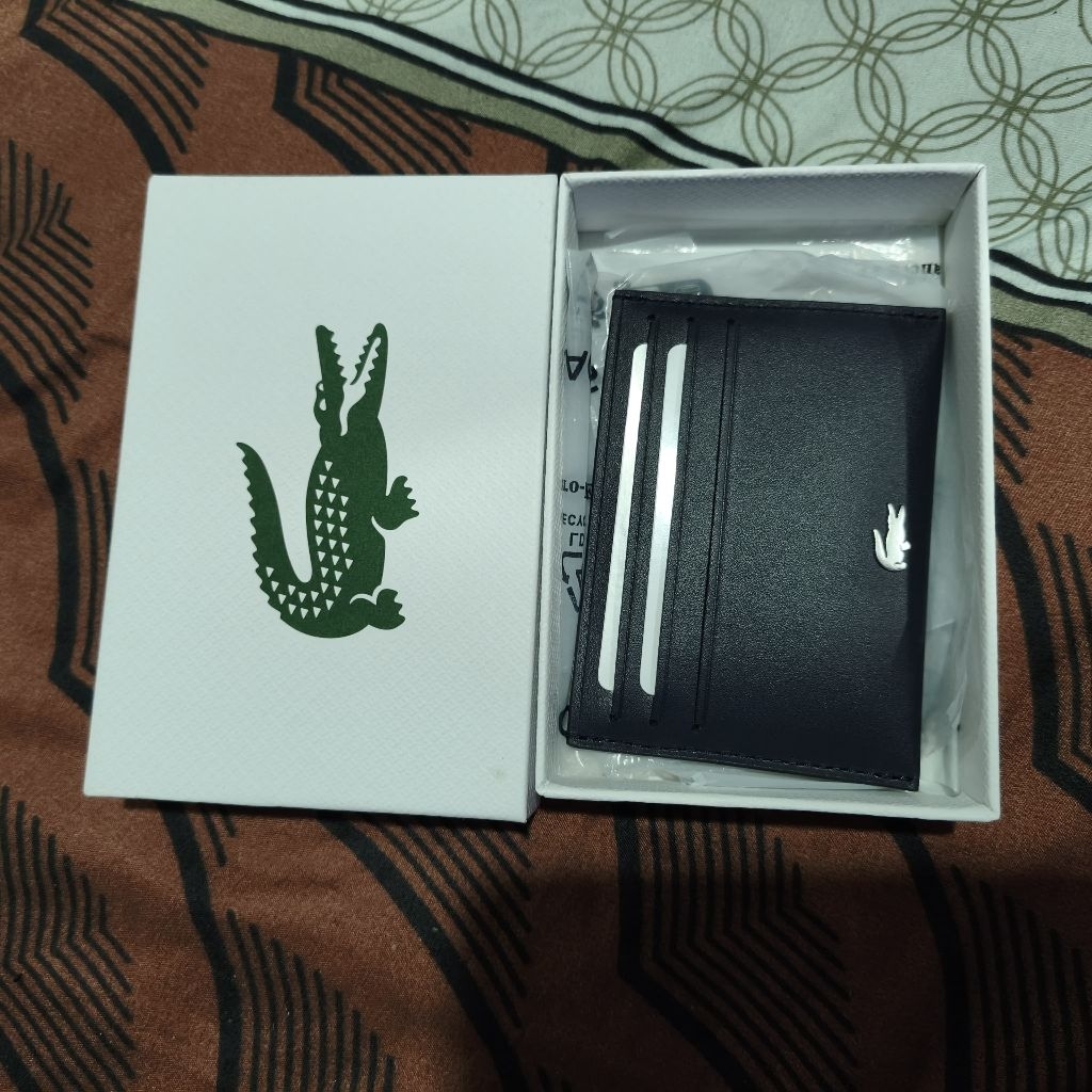 Lacoste leather card holder fitzgerald Blue Dijamin Original / Dompet Kartu