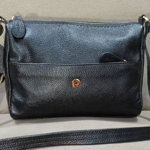 TAS PINGGANG PAPILLON K 3520 SEKEN WARNA HITAM LIKE NEW