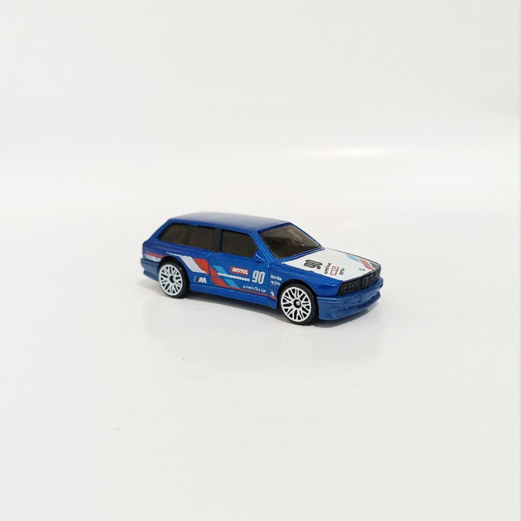 Hot Wheels BMW M3 Wagon Biru Loose