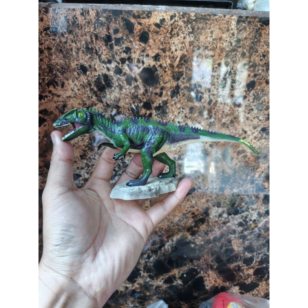 figure Giganotosaurus geoworld