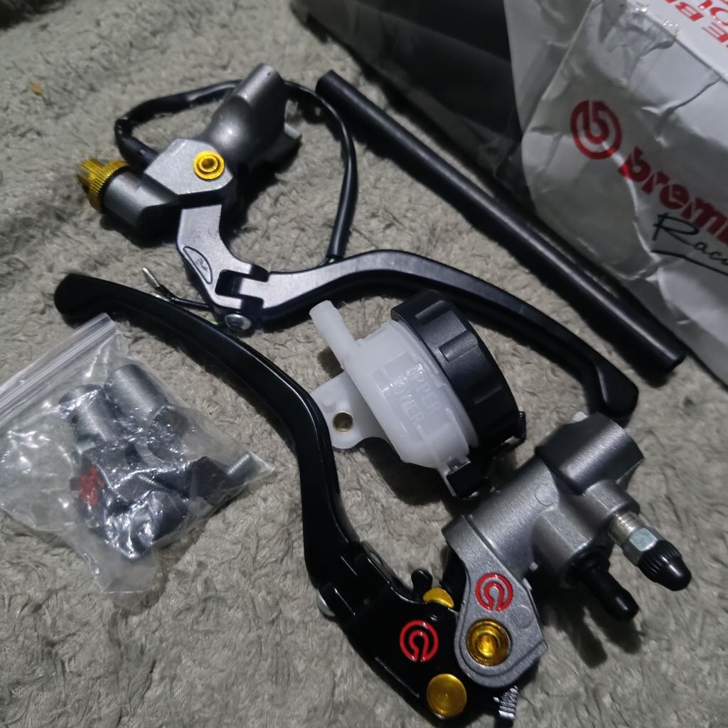 1 Set Master Rem Model Tabung - Desain Tabung Pisah Universal matic bebek sport master rem universal