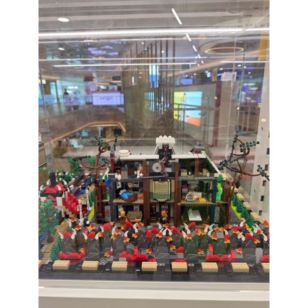 Lego stranger things the creel gratis Lego radio Station