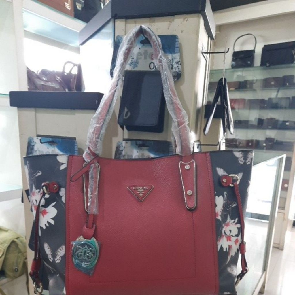 Tas Wanita Helen Spring