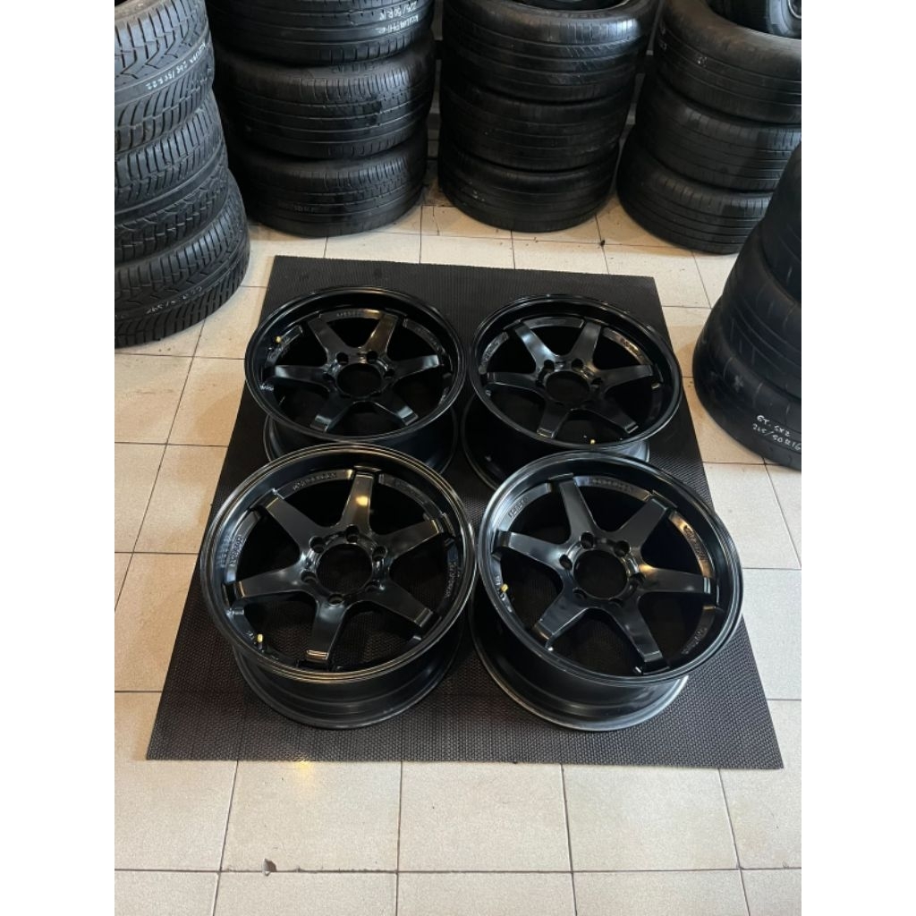 Te37 ring 18 x9 et25 pajero fortuner dll