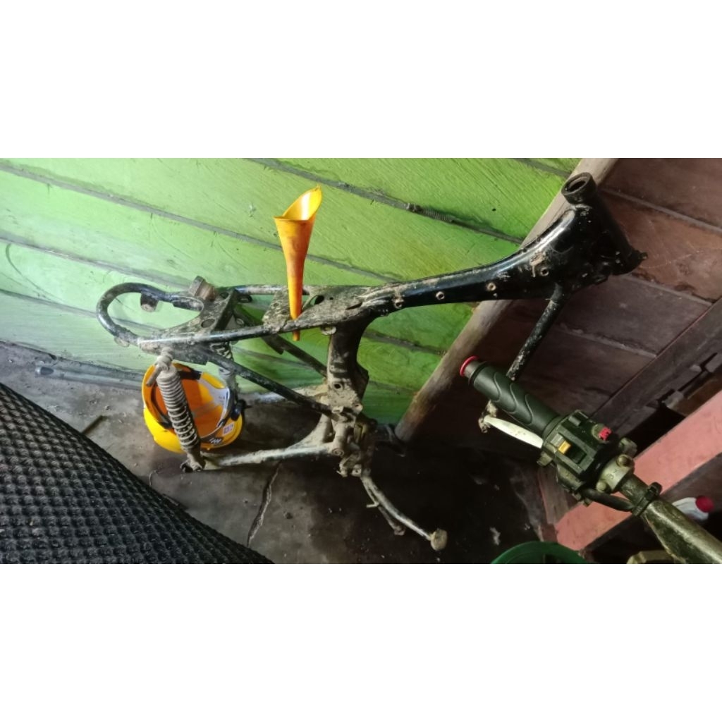 rangka cb100