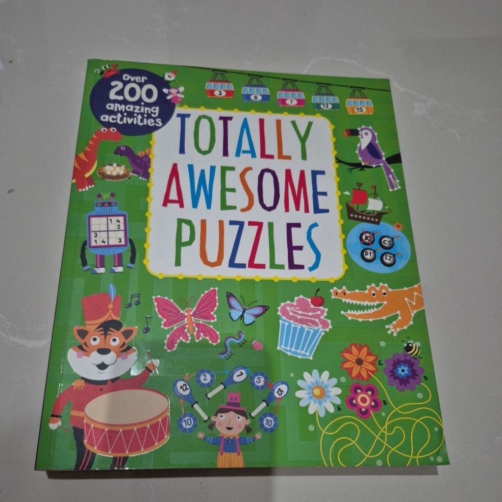 TOTALLY AWESOME PUZZLE BOOK / BUKU KEGIATAN ANAK / KIDS ACTIVITY BOOK / PUZZLE BOOK